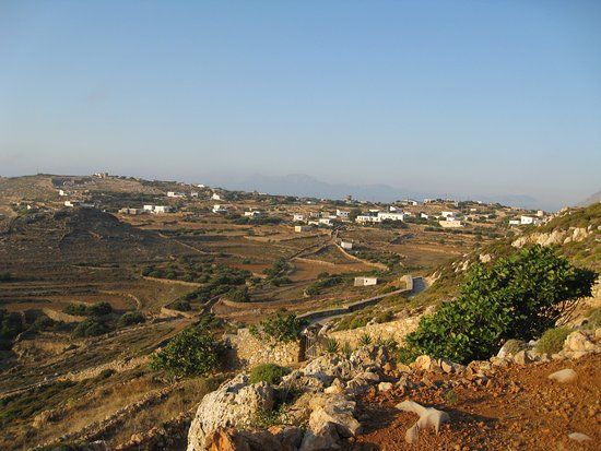 Ellinokamara Cave