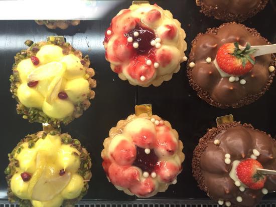 Savoidakis Bakery & Patisserie