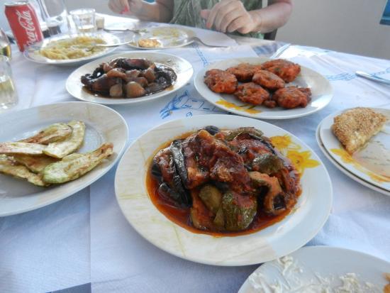 Steki Tis Anniotis