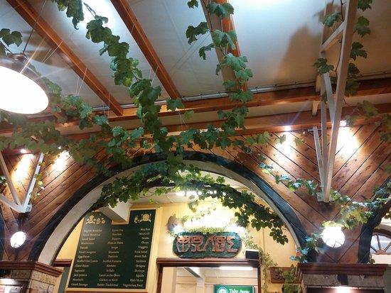 Molos Restaurant