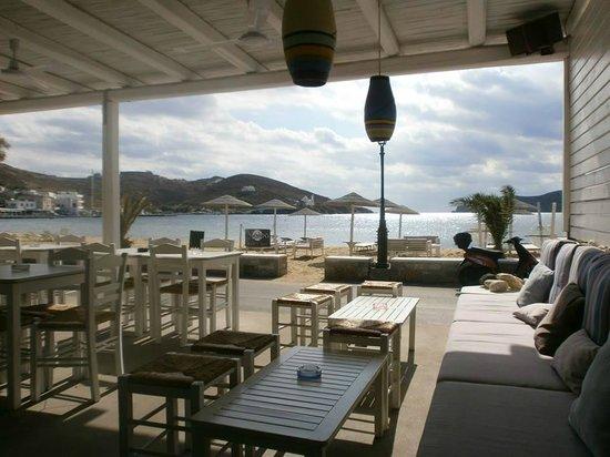 Yialou Beach Bar
