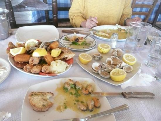 Taverna Village