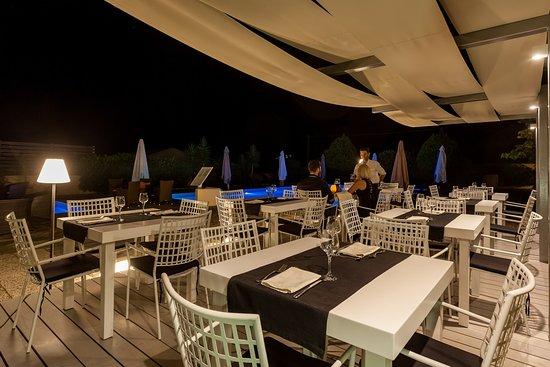 Elia Restaurant