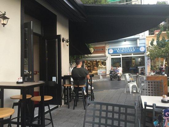 Piazza All Day Cafe Bar