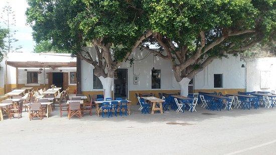 Louis Restaurant