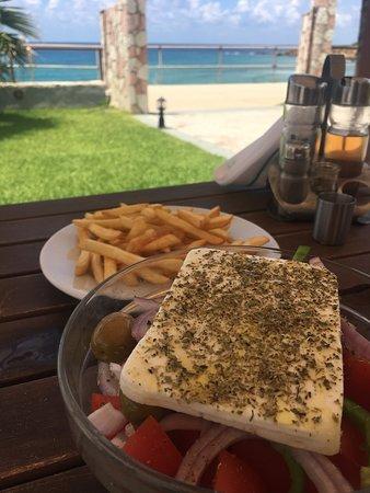 Tropicana Snack Bar