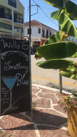 Willy's Bar