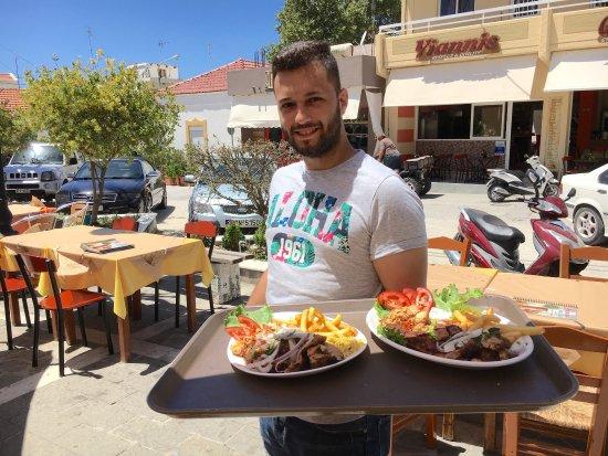 Yiannis Grill House