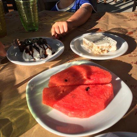 Vardis Taverna