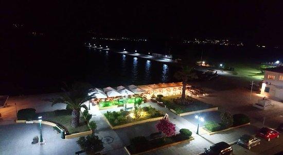 Anemos Cafe