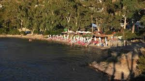 Spiaggia Aeginitissa