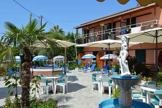 Billy's Bar