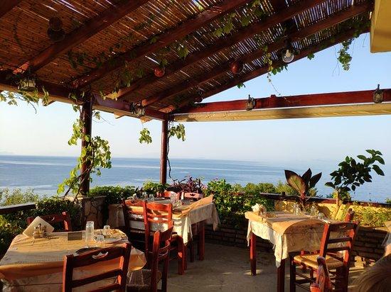 Taverna Agrapidos
