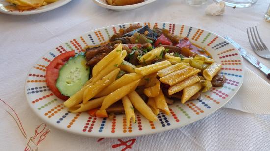 The Lions Cafe Restaurant