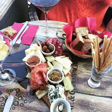 de Blanck Wine & Champagne Bar