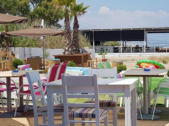 Roulis Beach Bar