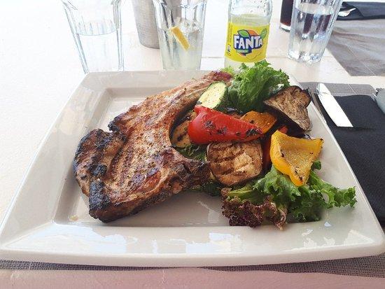 Ammos Beach Club