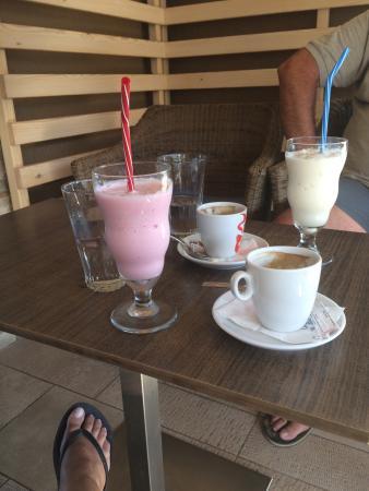 Smile Cafe