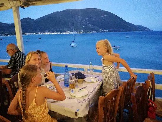 Maistros Taverna