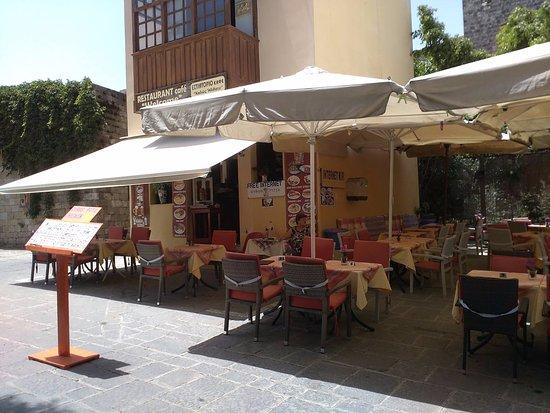 Cafe Restaurant Welcome