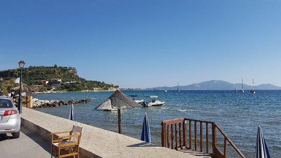 The Wave Snack Bar