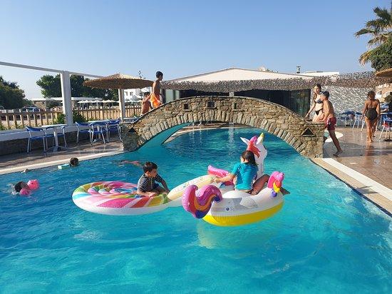 Plakafe Pool Bar Beach Club