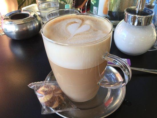 Istros Cafe