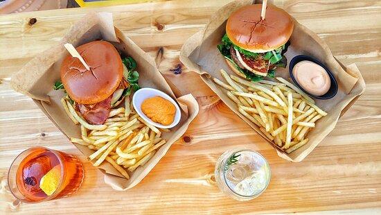 Guacamole Burgers and Cocktails