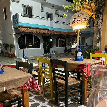 Taverna Ksezoni