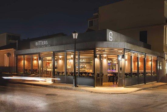 Bitters Cocktail & Winebar