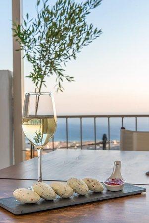 Xotiko wine&deli