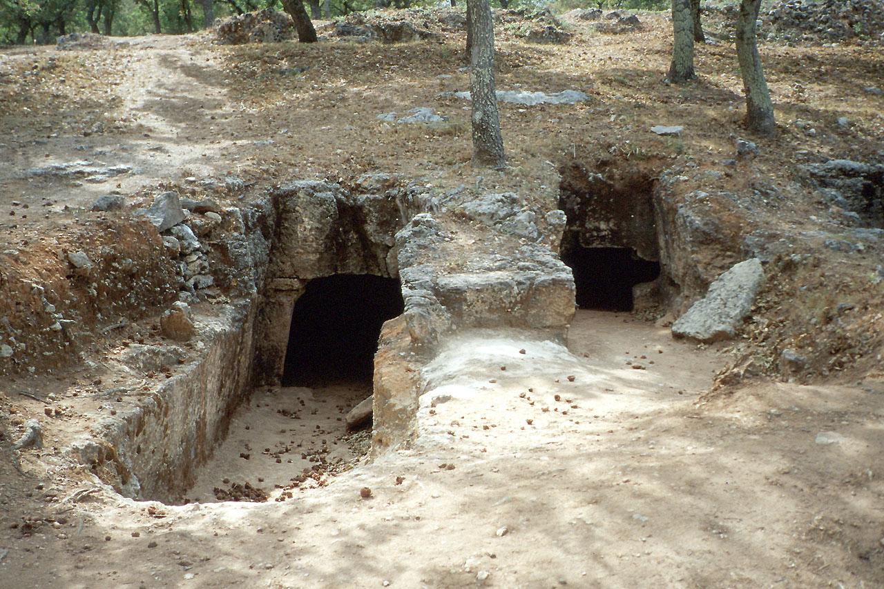Armeni Nekropolis