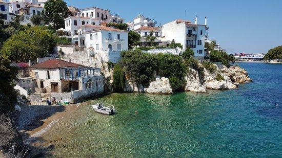Plage de Bourtzi