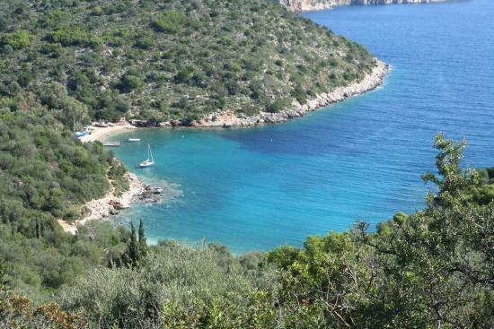 Sarakiniko Beach