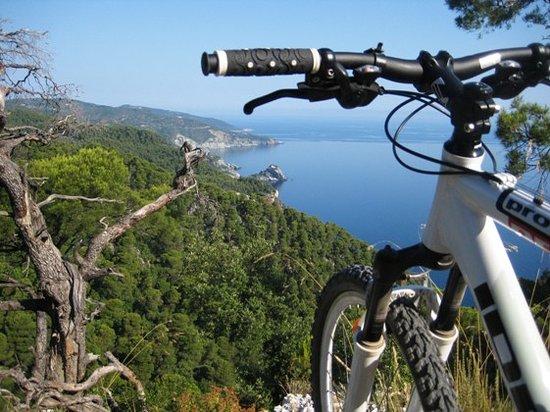 Skopelos Cycling