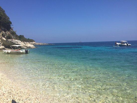 Monodendri Beach