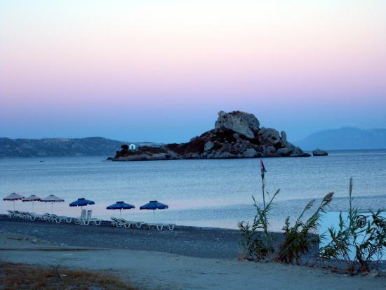Kamari Beach