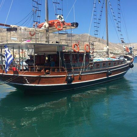 Katerina 3 Island Cruise