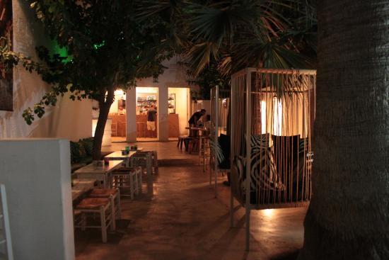 Boogaloo Cocktail Bar