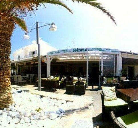 Sofrano Cafe Naoussa