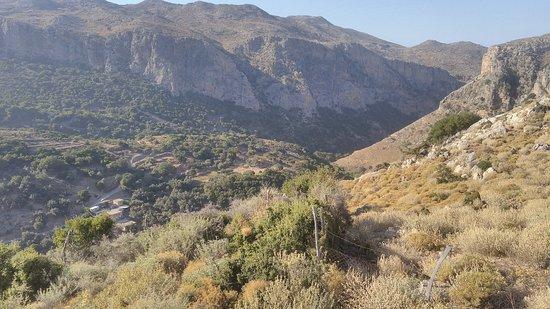 Sirikari Gorge - Polyrrinia Trail