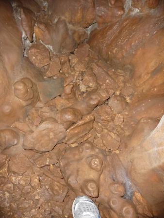 Doxa Cave