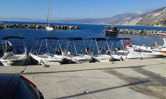 Motor Boat Rentals Exploring Center