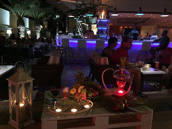 Mango Cocktail Bar