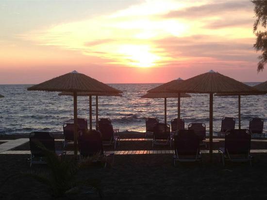 Jalouse Beach Bar