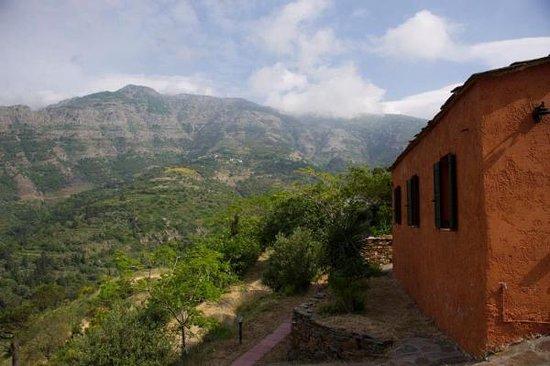 Dialogos -Hiking Ikaria