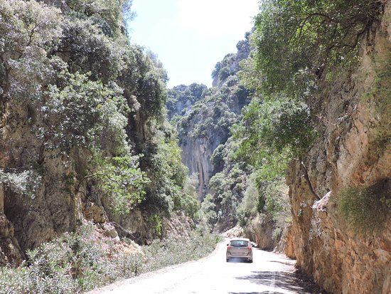 gorges of Theriso