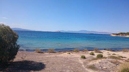 Karnagio Beach