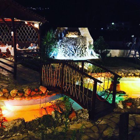 Persas Taverna