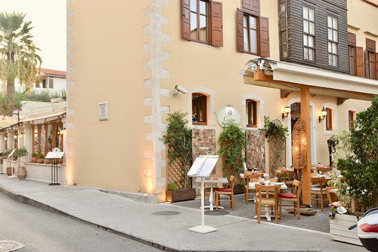 Corina Restaurant